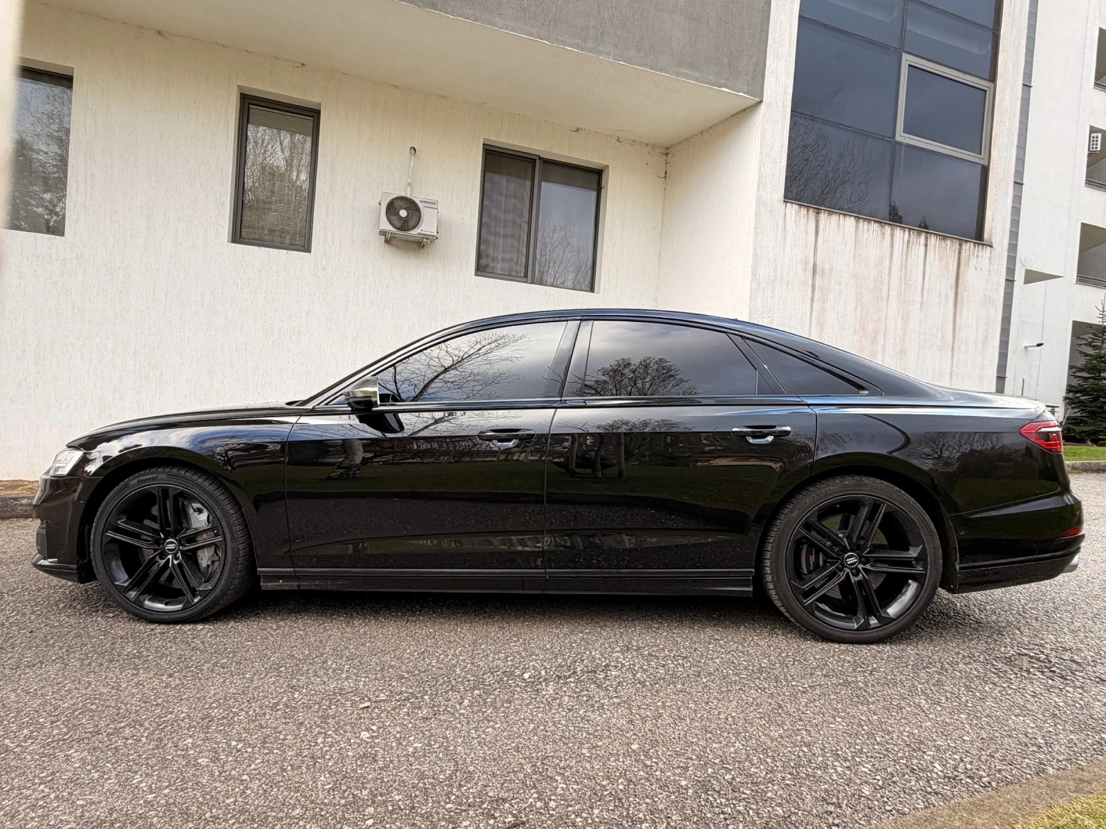 Audi S8 КЕРАМИКА / ВЕНТИЛАЦИЯ / ГОТОВ ЛИЗИНГ, снимка 4 - Автомобили и джипове - 54091223