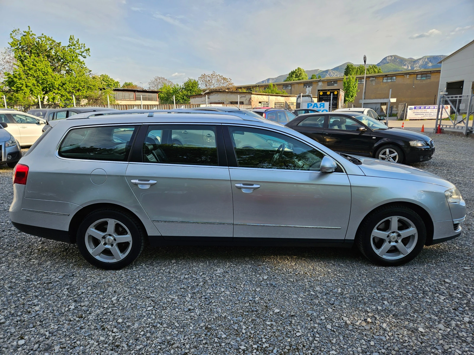 VW Passat 2.0 TDI 140кс HIGHLINE, снимка 2 - Автомобили и джипове - 54415864
