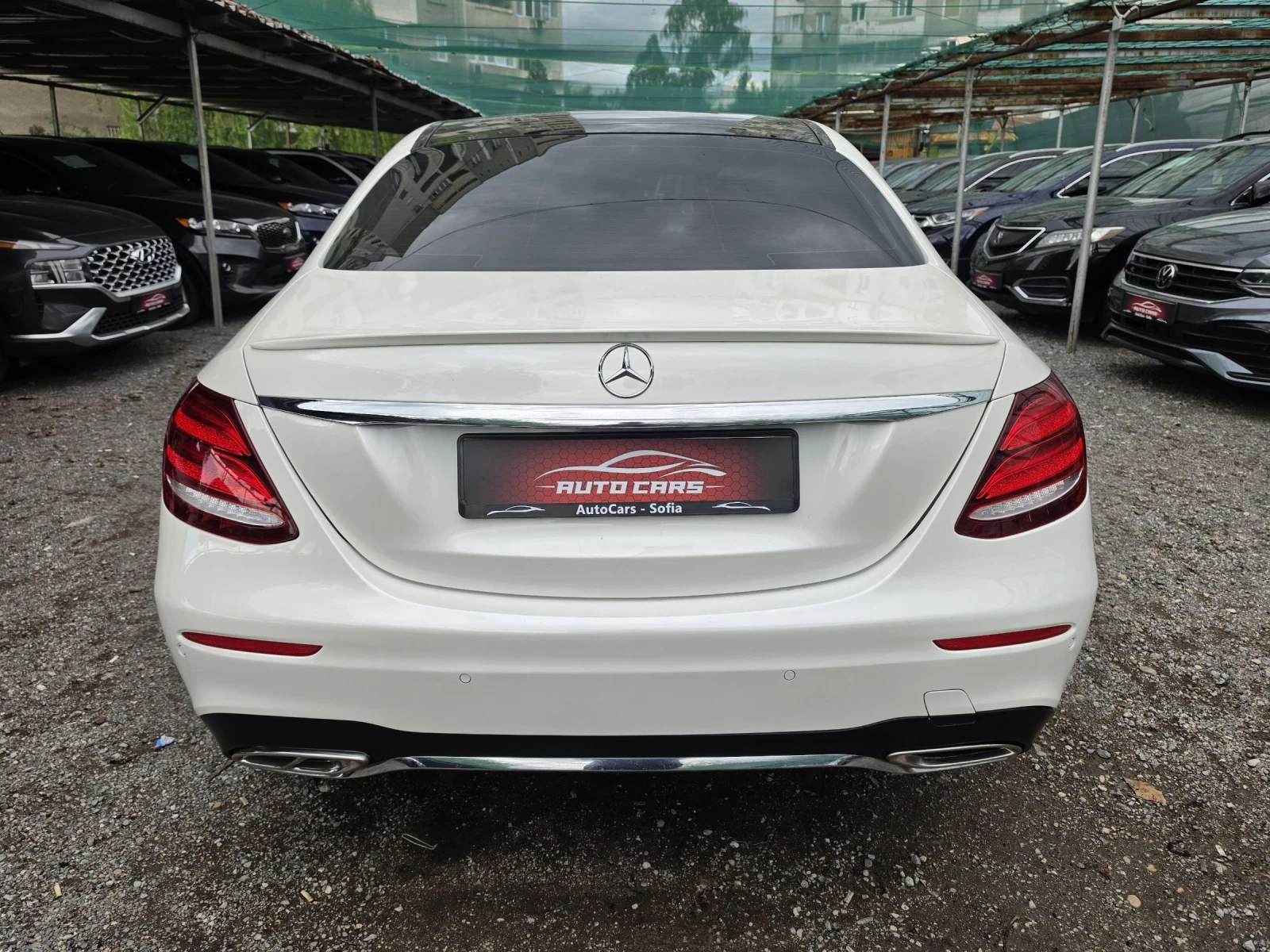 Mercedes-Benz E 400 AMG* 4 MATIC, снимка 7 - Автомобили и джипове - 54632341