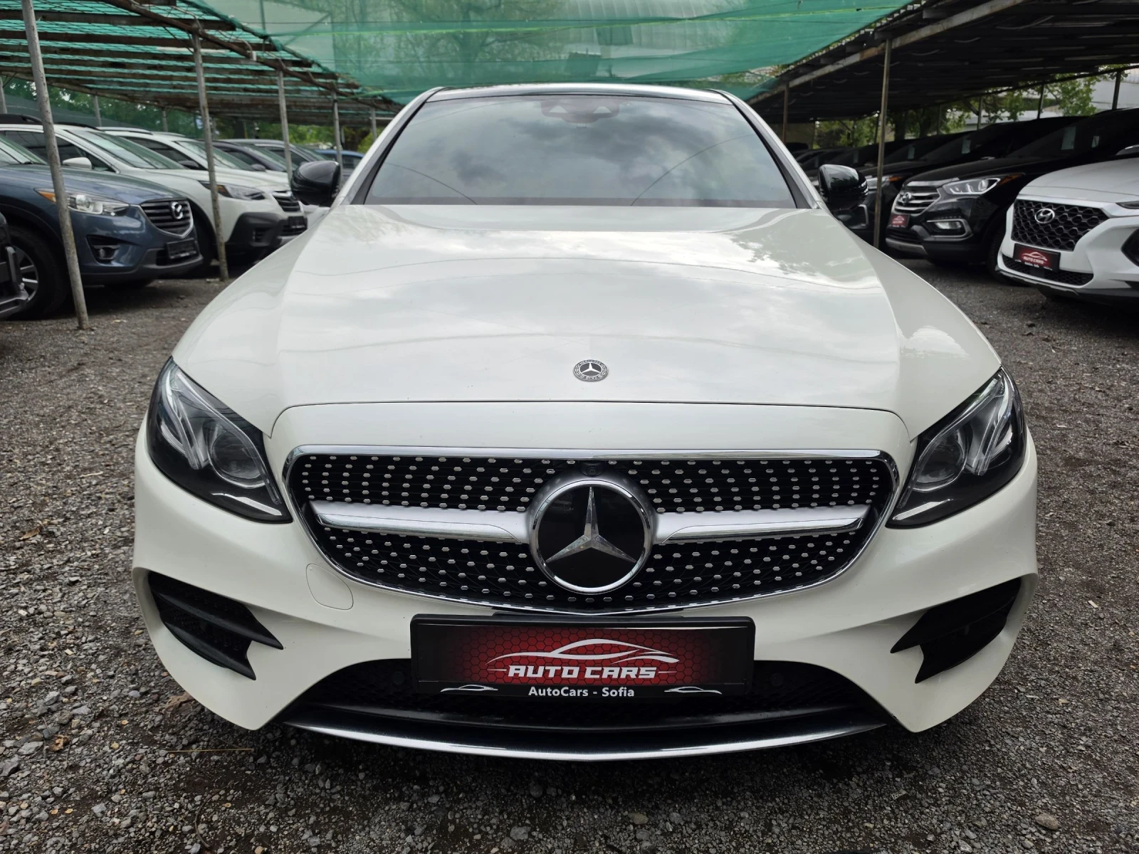Mercedes-Benz E 400 AMG* 4 MATIC, снимка 2 - Автомобили и джипове - 54632341