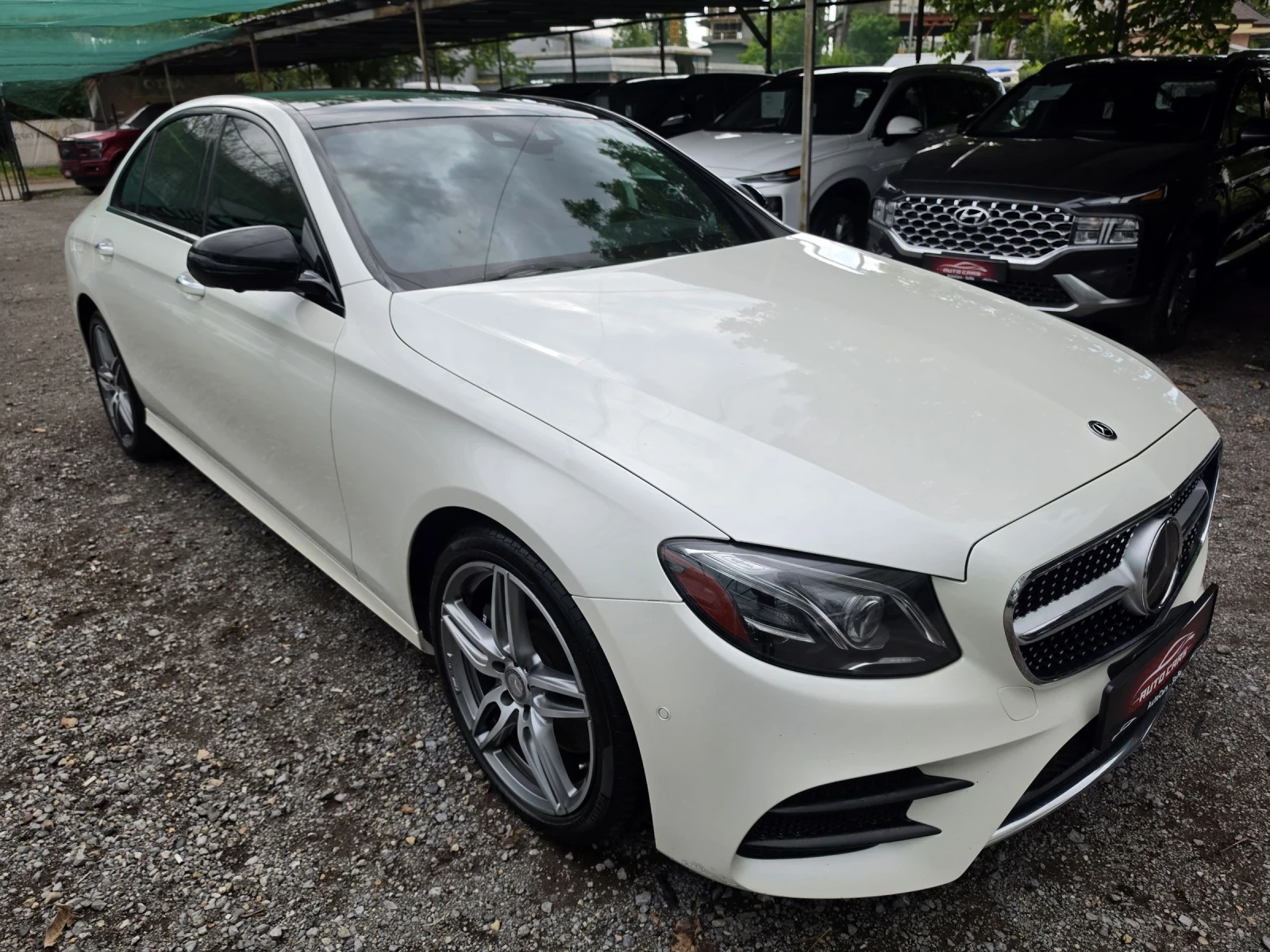 Mercedes-Benz E 400 AMG* 4 MATIC, снимка 4 - Автомобили и джипове - 54632341
