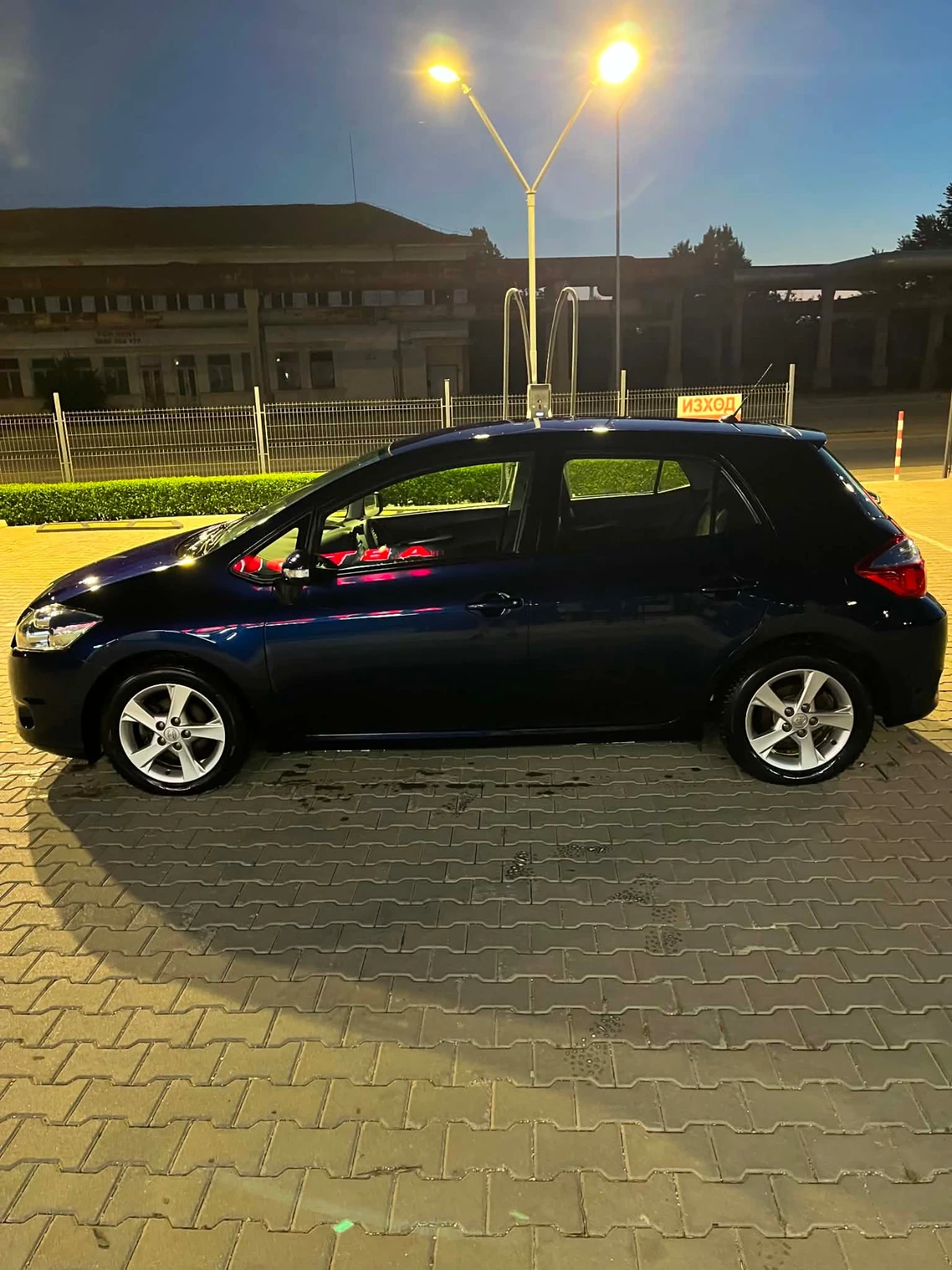 Toyota Auris 1.6 ������/��� | Mobile.bg � ����������� 5