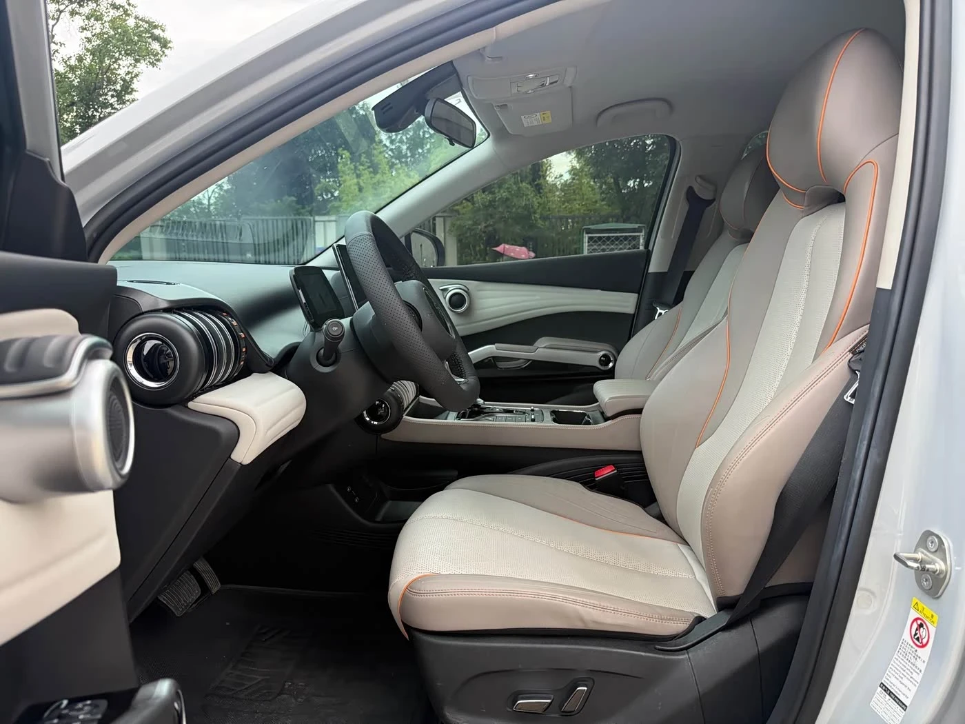 BYD Atto3 Glory Edition 430 km autogeorge.com, снимка 12 - Автомобили и джипове - 54786931