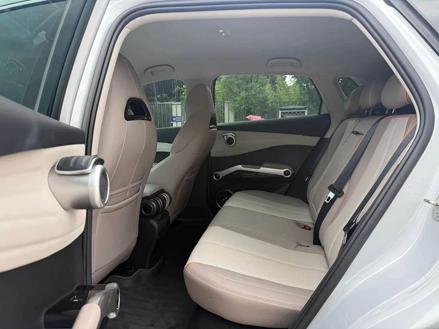 BYD Atto3 Glory Edition 430 km autogeorge.com, снимка 8 - Автомобили и джипове - 54786931