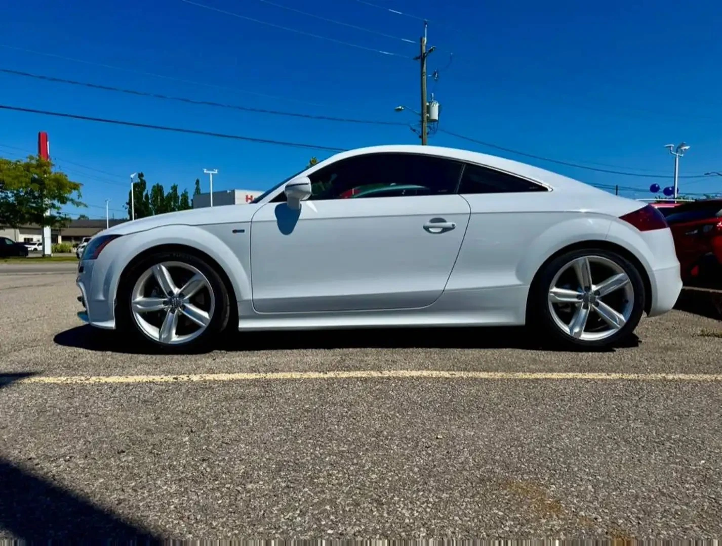 Audi Tt * АвтоКредит* (ЦЕНА ДО БГ), снимка 2 - Автомобили и джипове - 55301211
