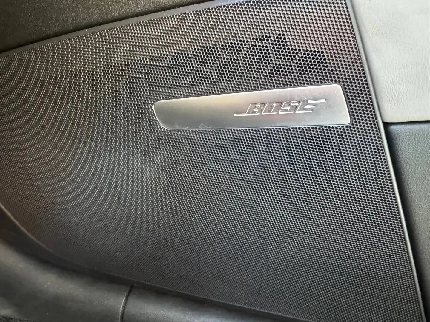Audi Tt * АвтоКредит* (ЦЕНА ДО БГ), снимка 15 - Автомобили и джипове - 55301211