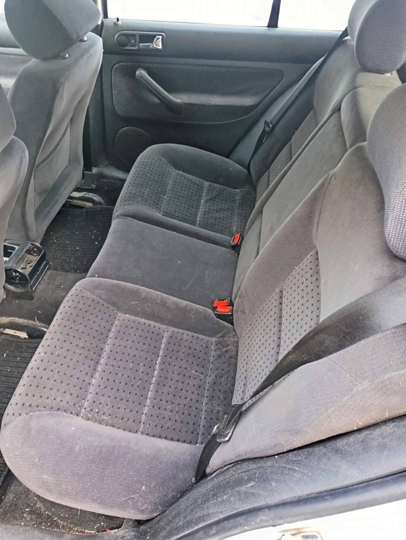 VW Golf 1.9 ТДИ 110кс., снимка 15 - Автомобили и джипове - 55355099