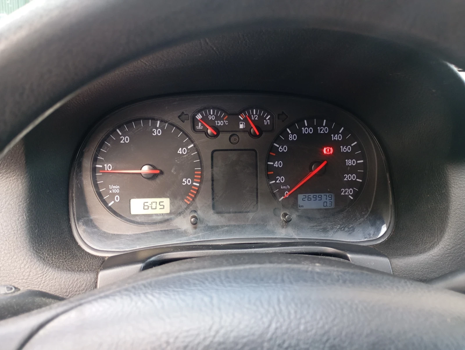 VW Golf 1.9 ТДИ 110кс., снимка 13 - Автомобили и джипове - 55355099