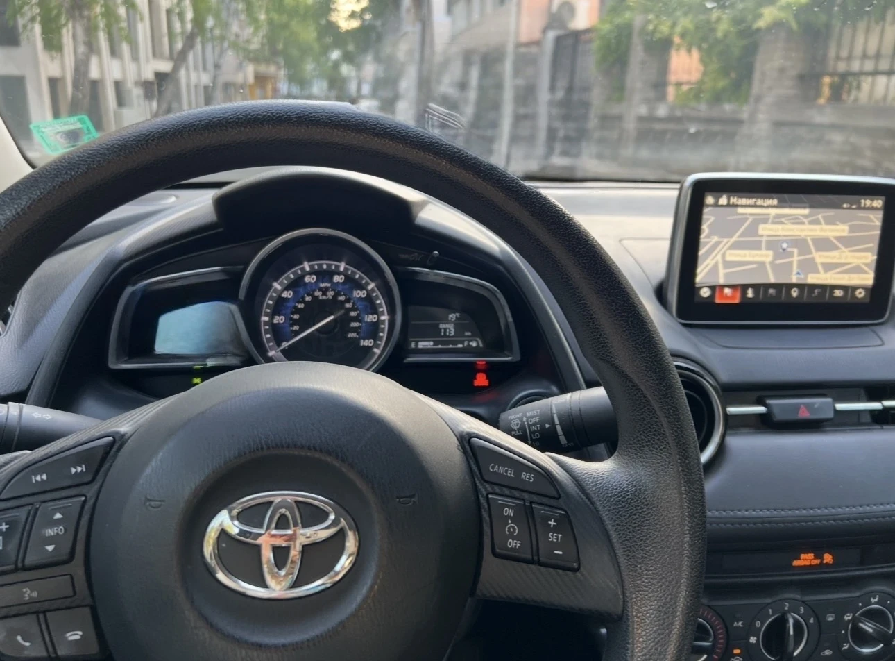 Toyota Yaris Mazda 2 | Mobile.bg � ����������� 6