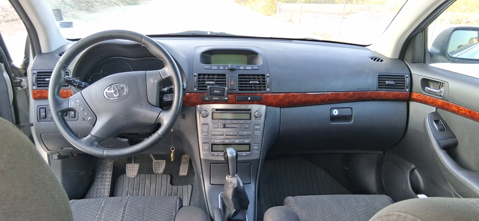 Toyota Avensis, снимка 10 - Автомобили и джипове - 55933740