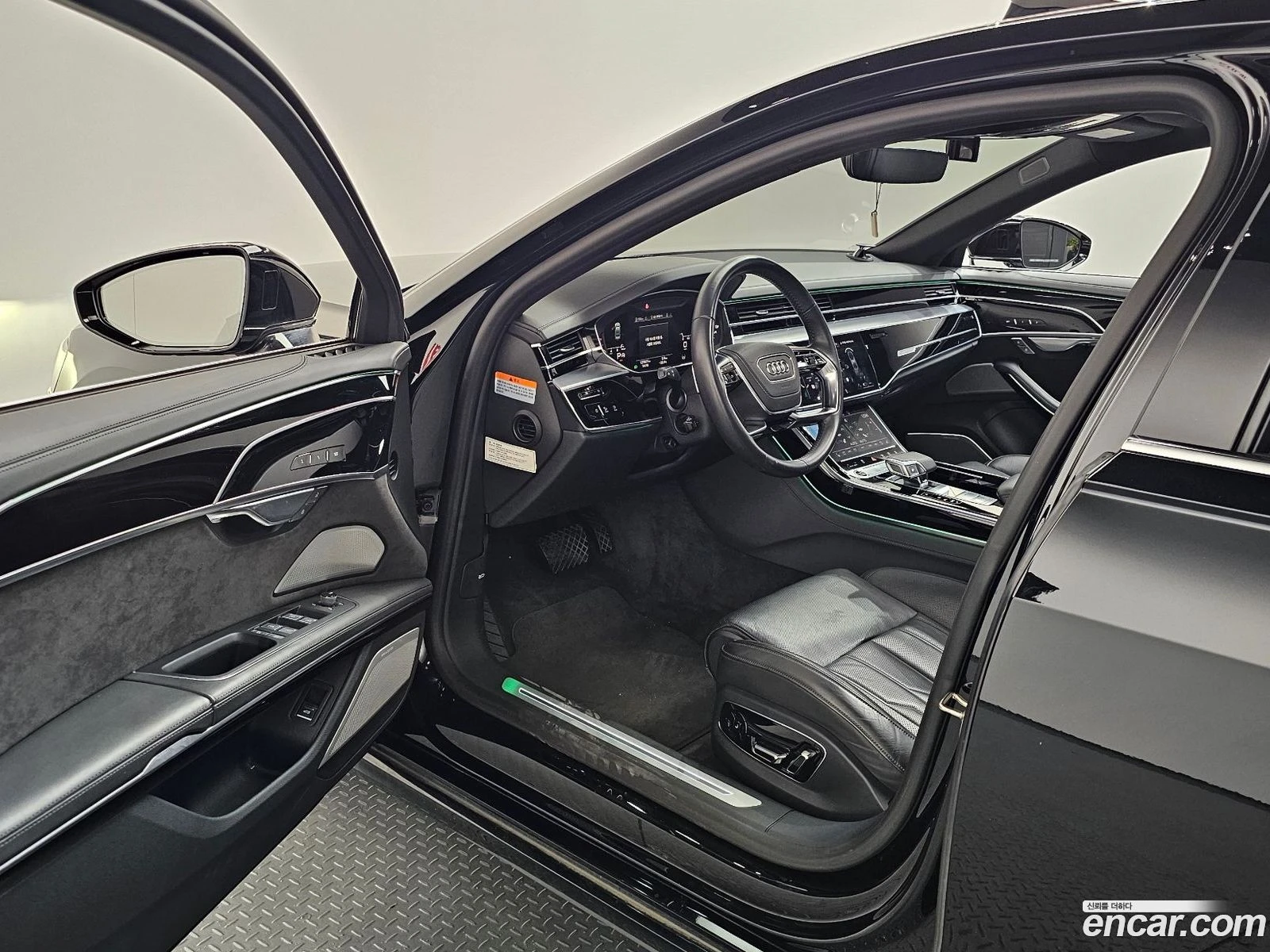 Audi A8 50 TDI Quattro LWB, снимка 9 - Автомобили и джипове - 56741418