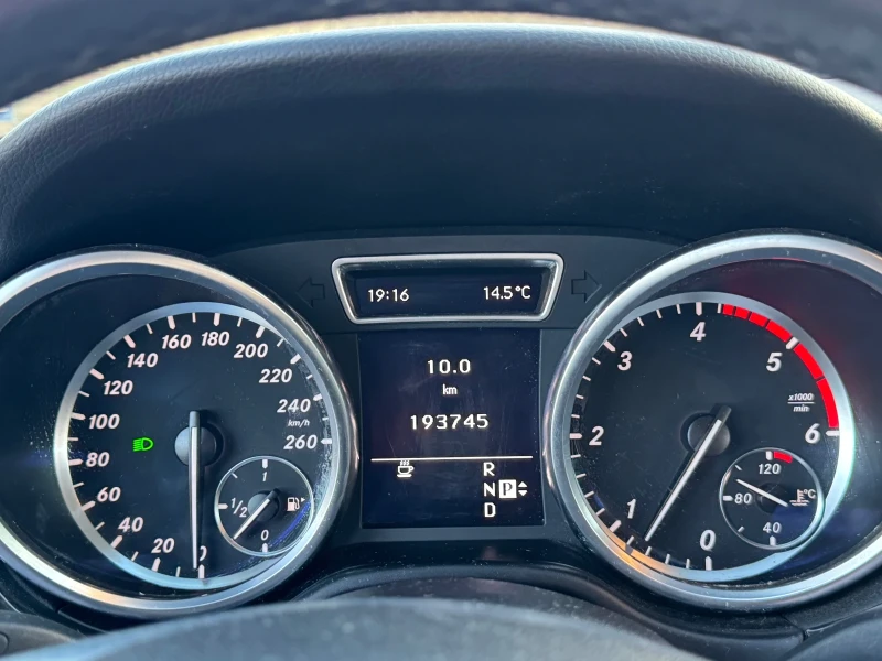 Mercedes-Benz ML 350 Mercedes ML 350, снимка 12 - Автомобили и джипове - 52521769