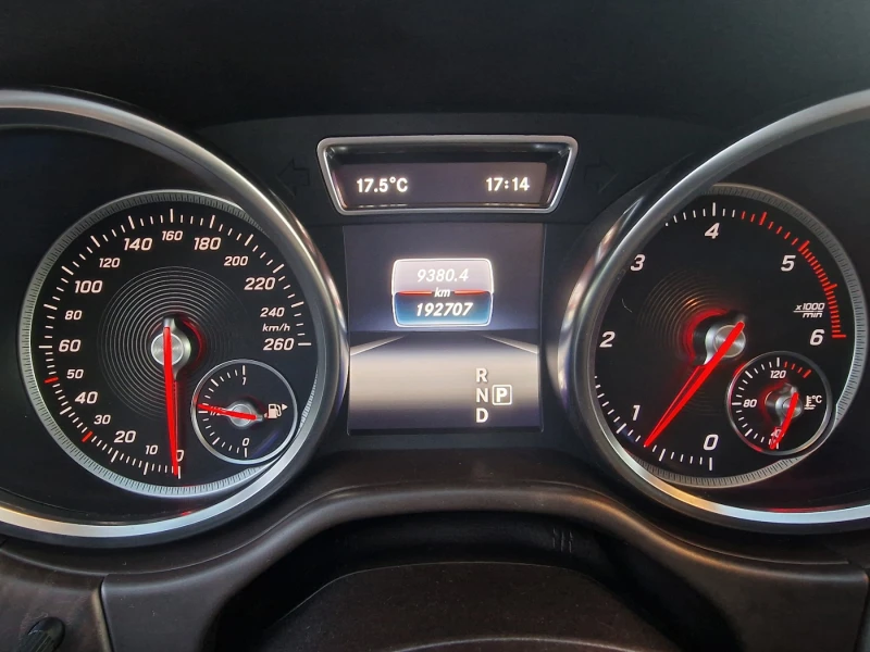 Mercedes-Benz GLE 250 4MATIC 9G-Tronik НАПЪЛНО ОБСЛУЖЕН!!!, снимка 13 - Автомобили и джипове - 52278379