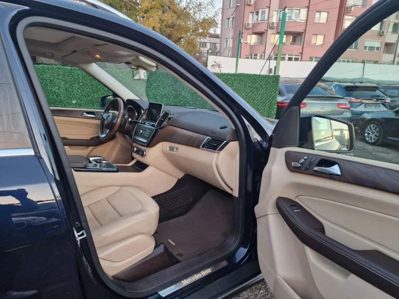 Mercedes-Benz GLE 250 4MATIC 9G-Tronik НАПЪЛНО ОБСЛУЖЕН!!!, снимка 7 - Автомобили и джипове - 52278379
