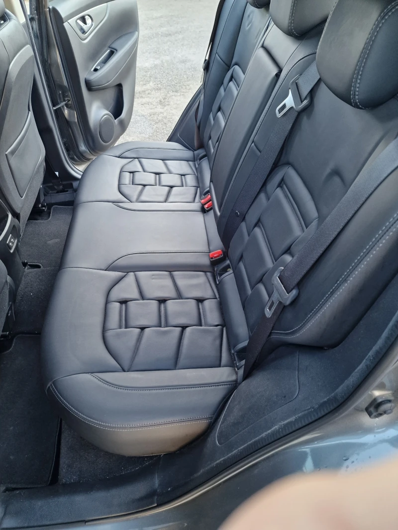 Nissan Qashqai 1.3 DIG-T   Tekna+   2021   63 000 km   Панорама  , снимка 12 - Автомобили и джипове - 52657161