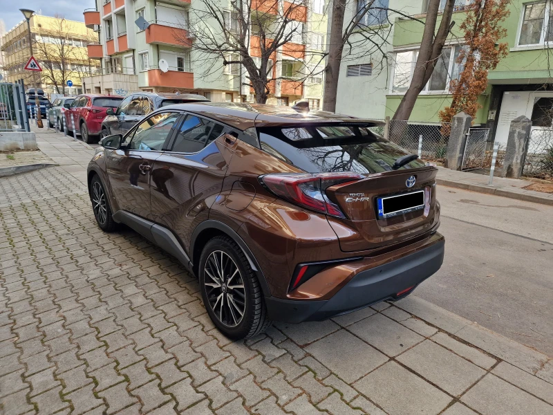 Toyota C-HR 1.8h, снимка 4 - Автомобили и джипове - 53075672