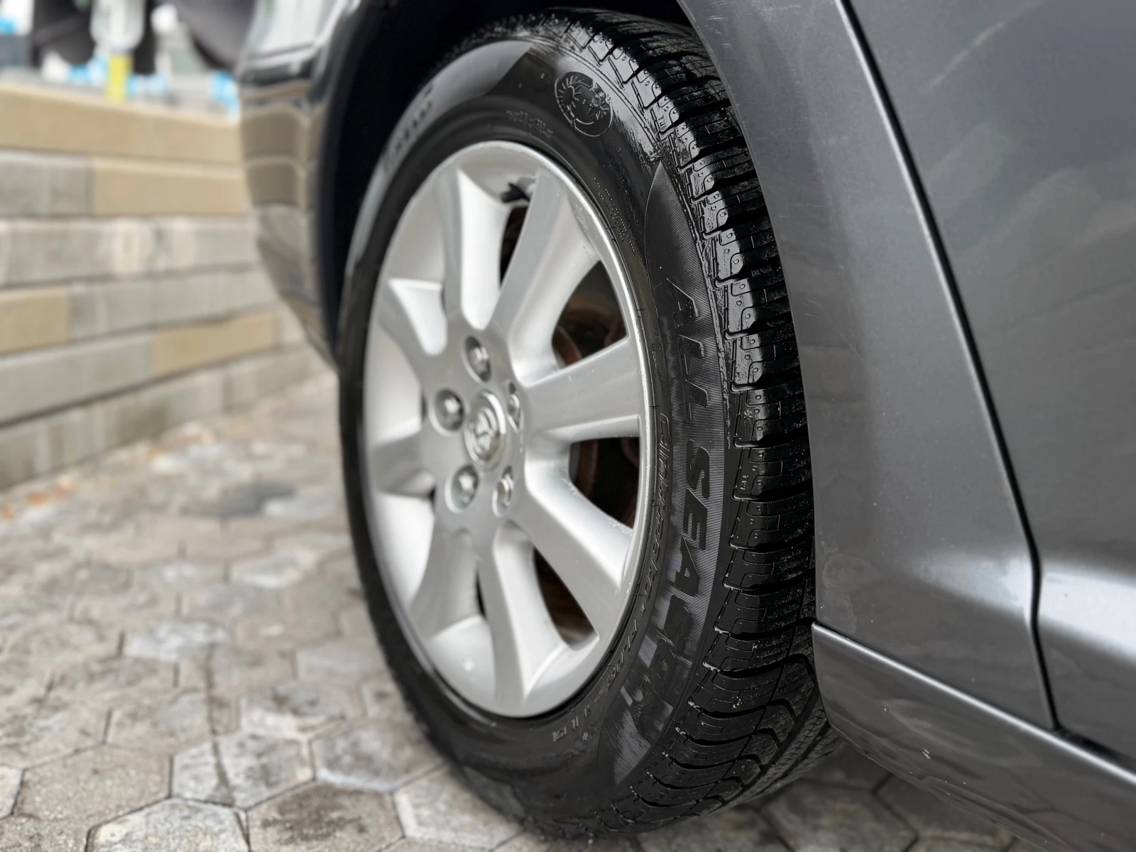 Toyota Avensis * ������* 173 ������* 2.2-150* D4D*  | Mobile.bg � ����������� 10