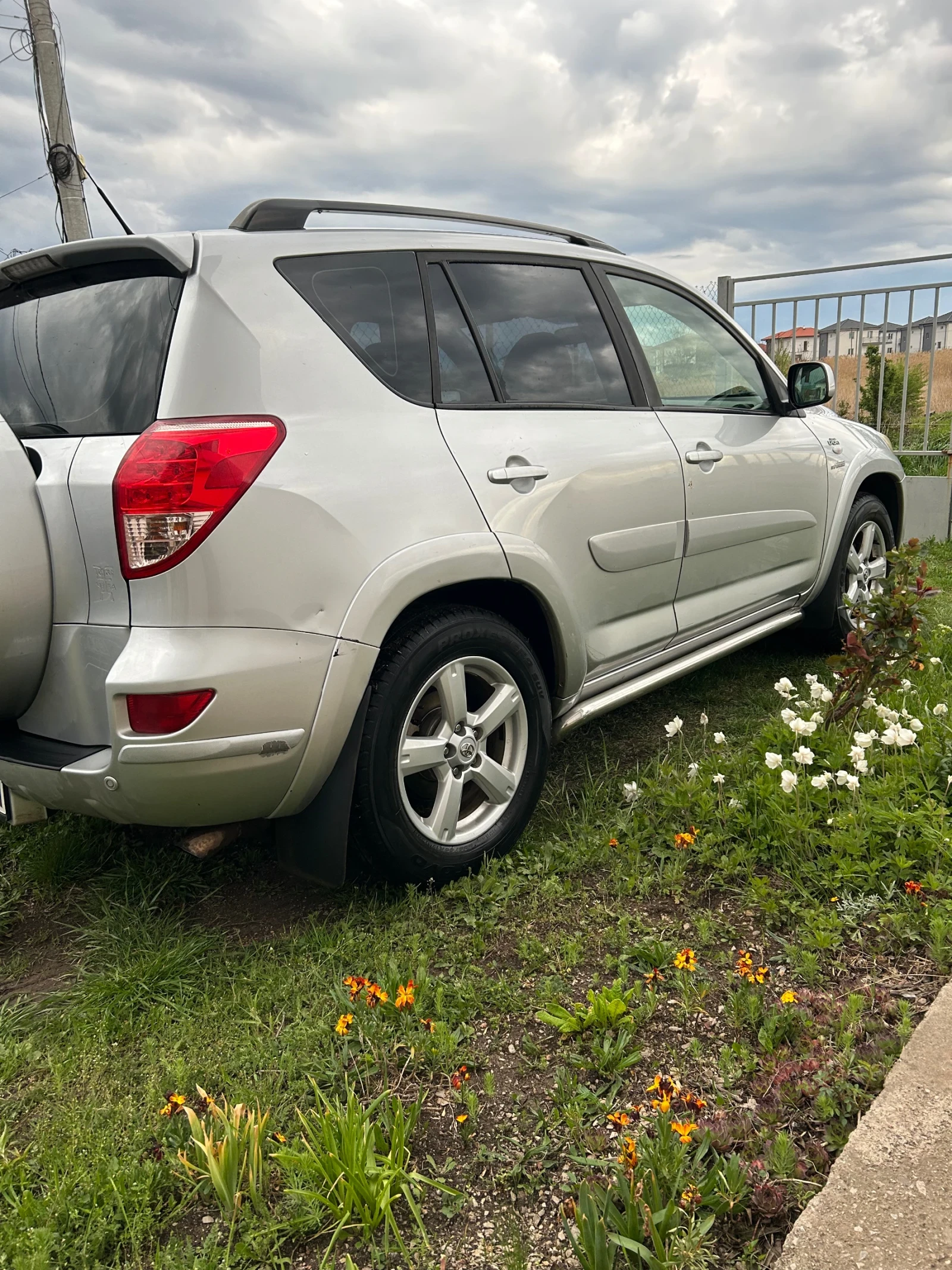 Toyota Rav4 D CAT 177кс - изображение 2