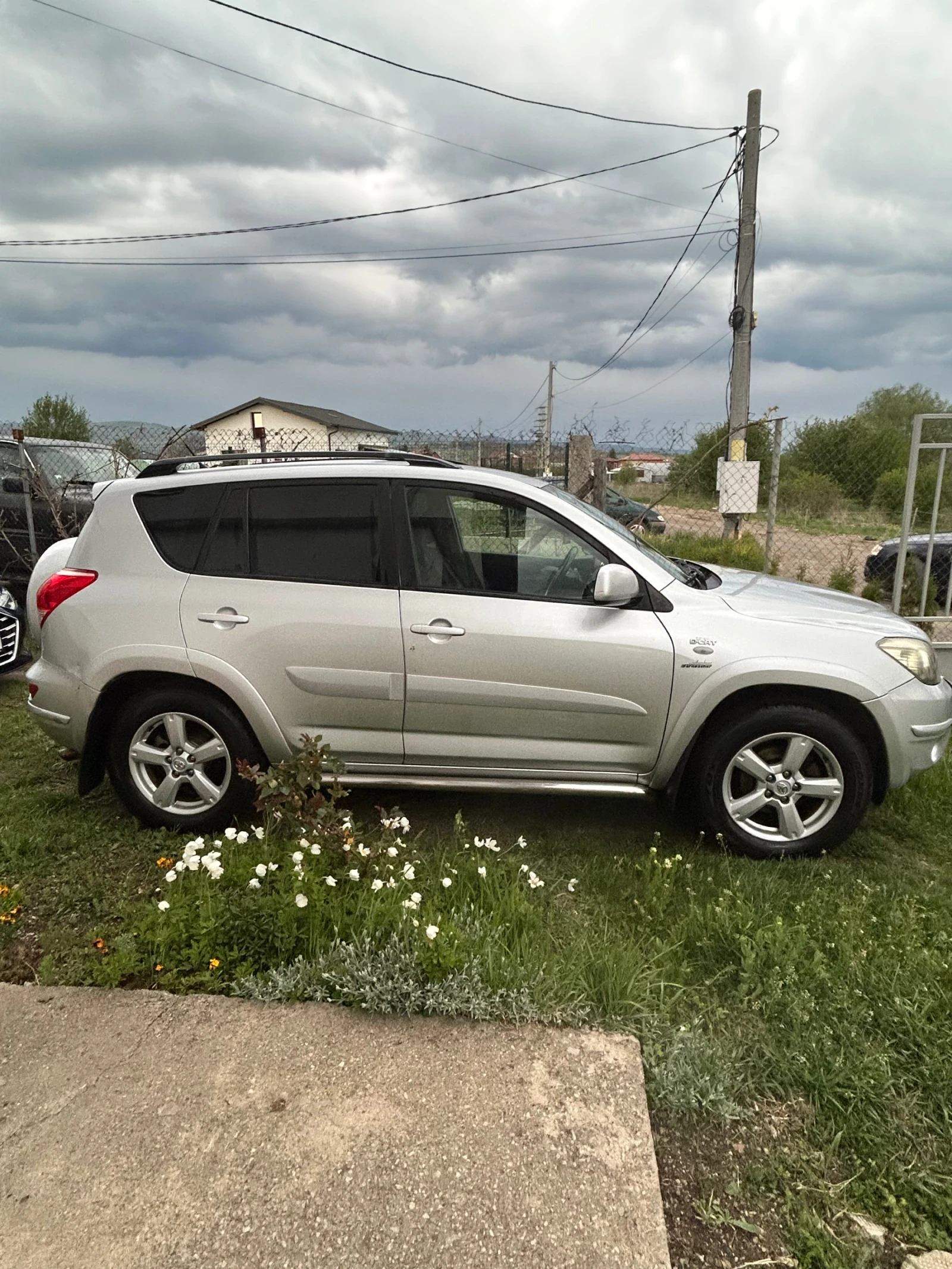Toyota Rav4 D CAT 177кс - изображение 4