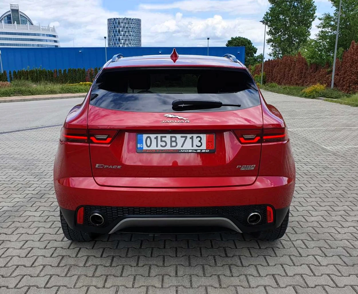 Jaguar E-pace 2.0i SE/250/AWD/AT9*  - изображение 5