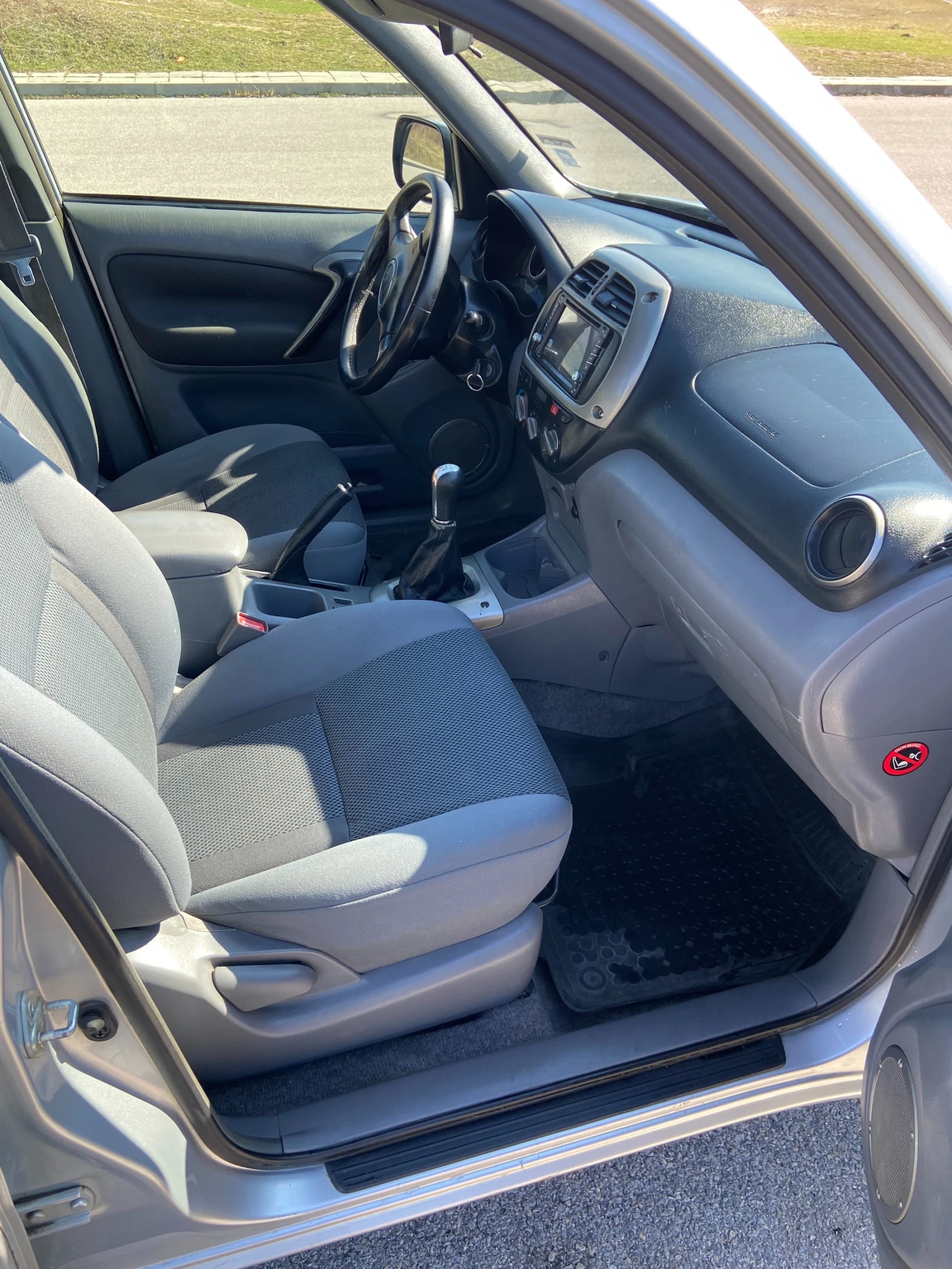 Toyota Rav4  - изображение 10