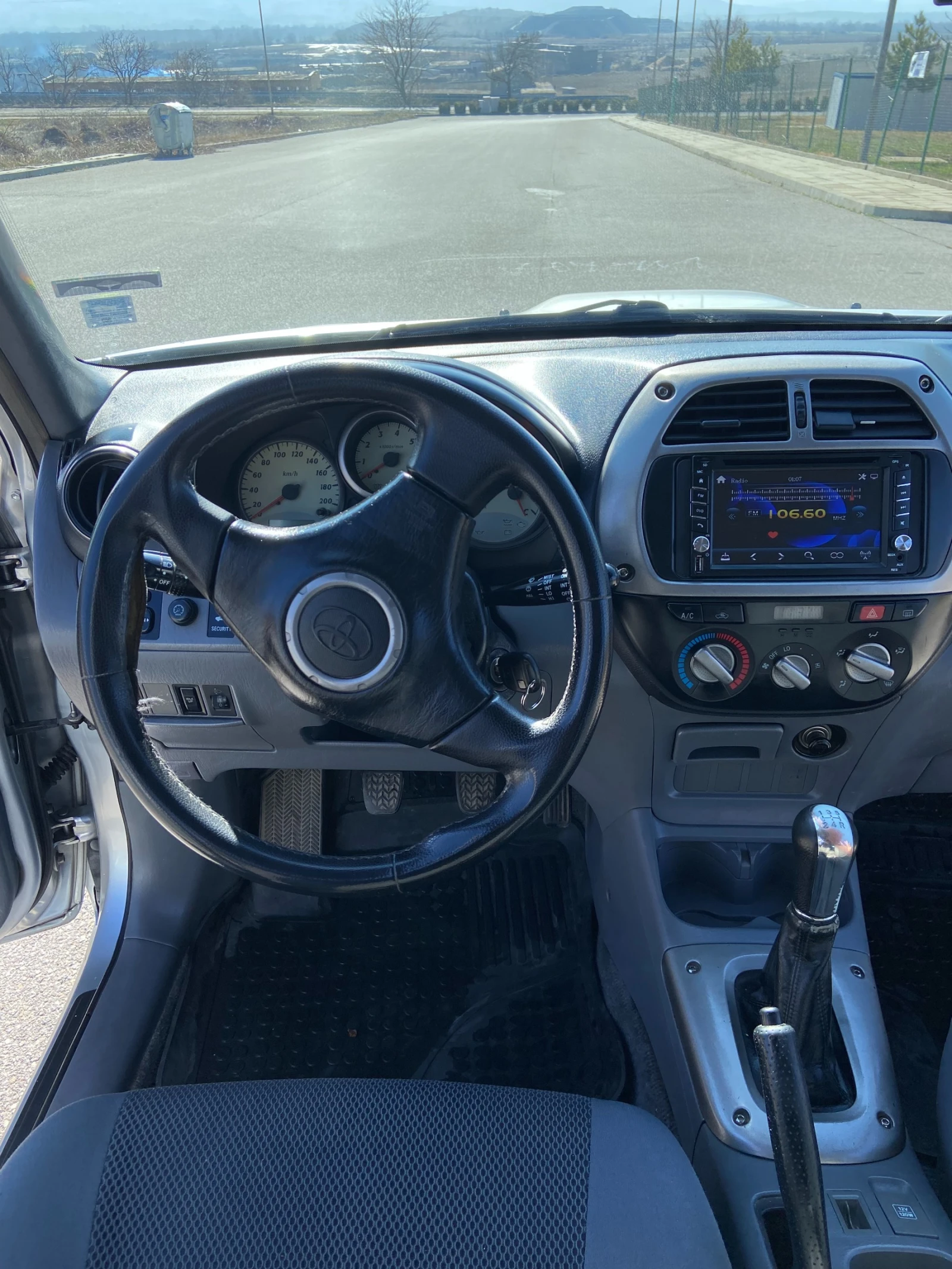 Toyota Rav4  - изображение 7