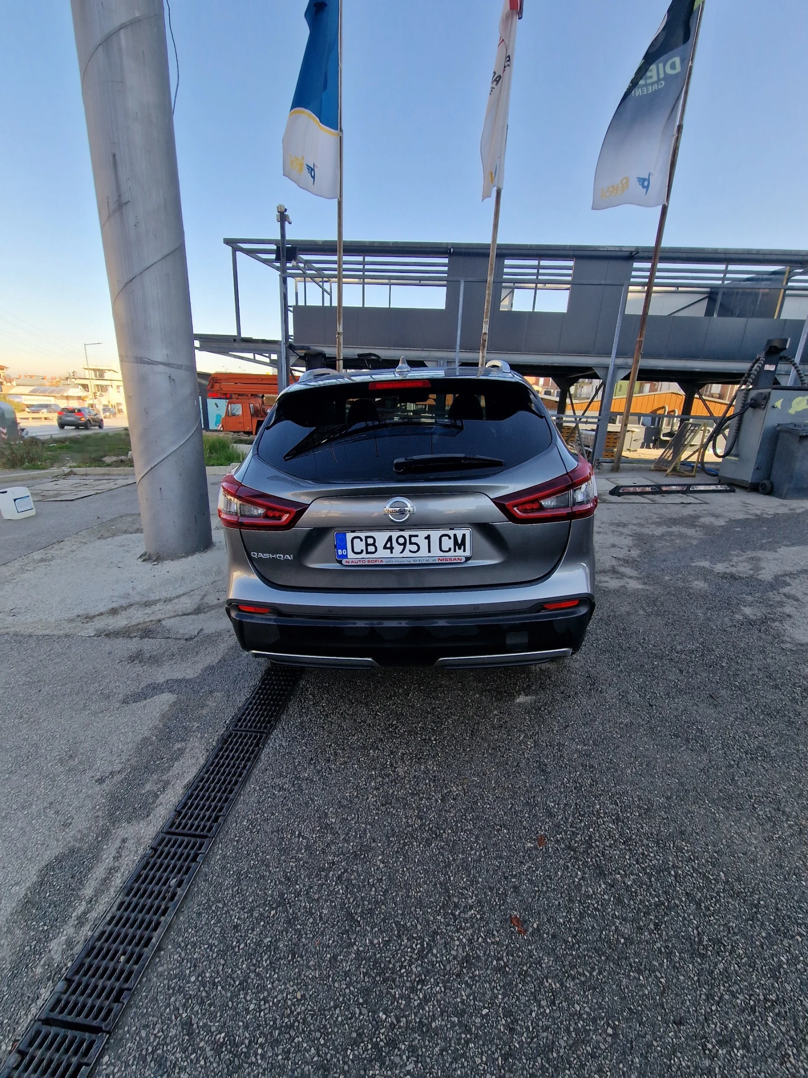 Nissan Qashqai Tekna+ 2021 63, 000 км Първи собсвтвеник - изображение 2