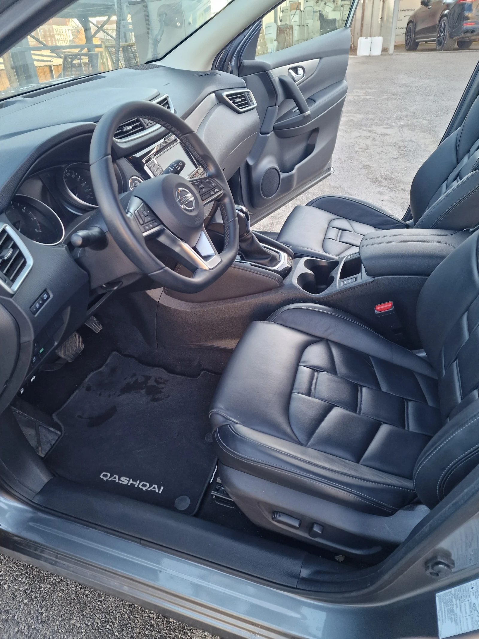 Nissan Qashqai Tekna+ 2021 63, 000 км Първи собсвтвеник - изображение 9