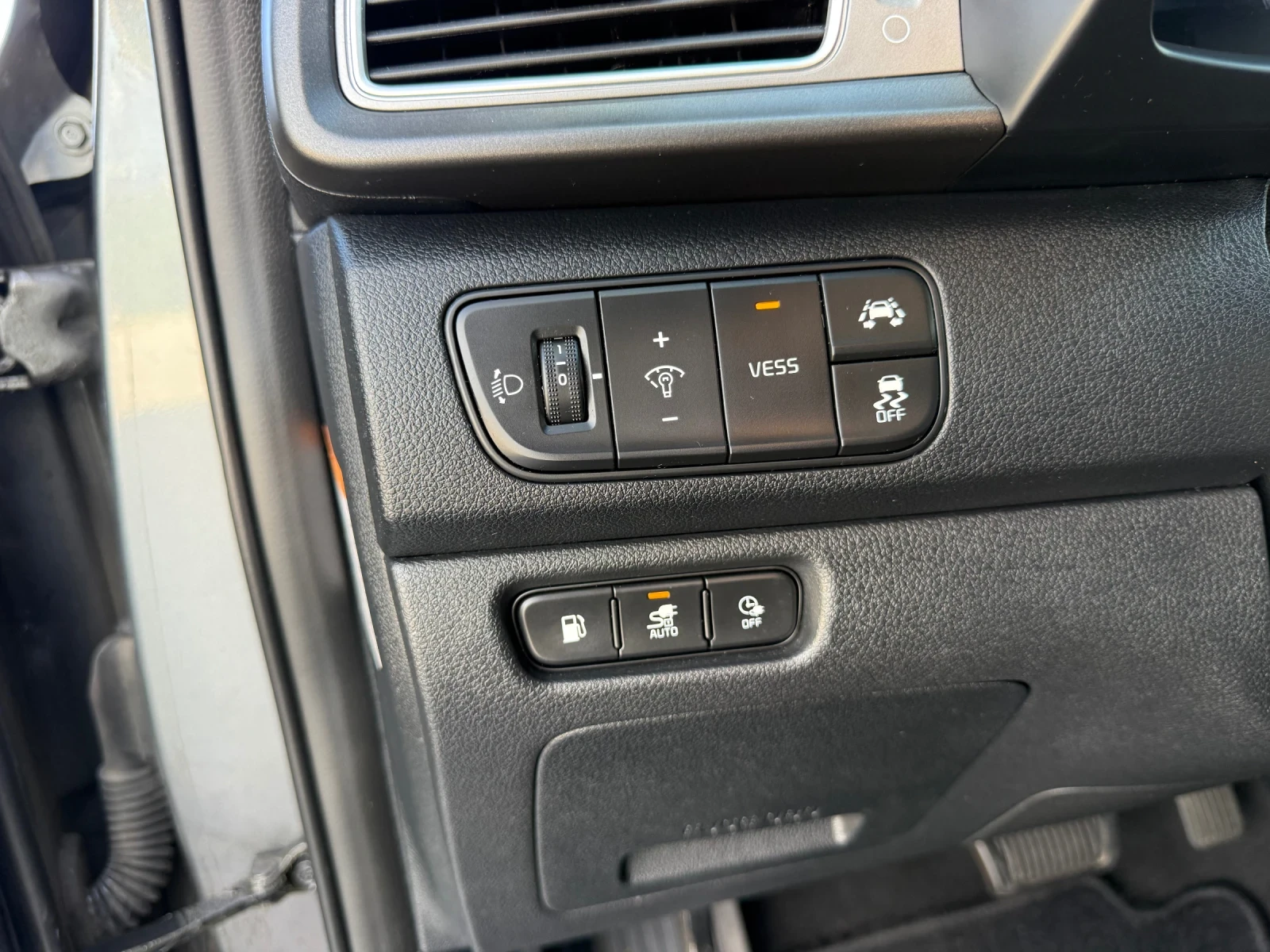 Kia Niro 1.6i/Plug-in Hybrid/Service Book/ - изображение 9