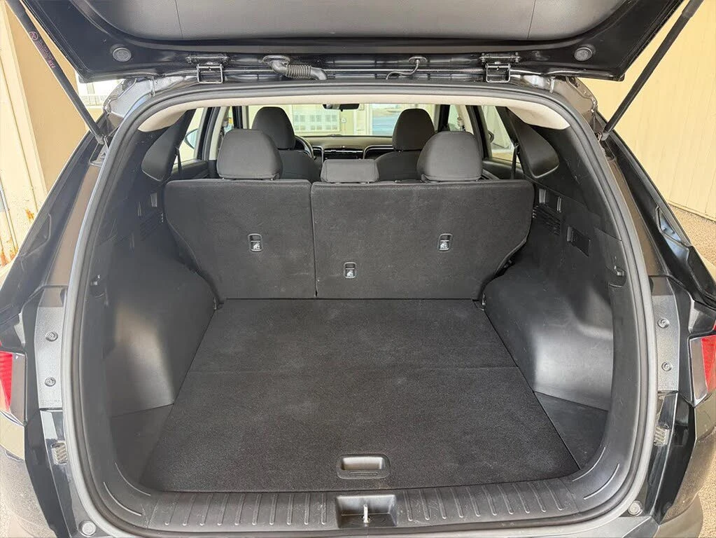 Hyundai Tucson Essential FWD, снимка 14 - Автомобили и джипове - 53985502