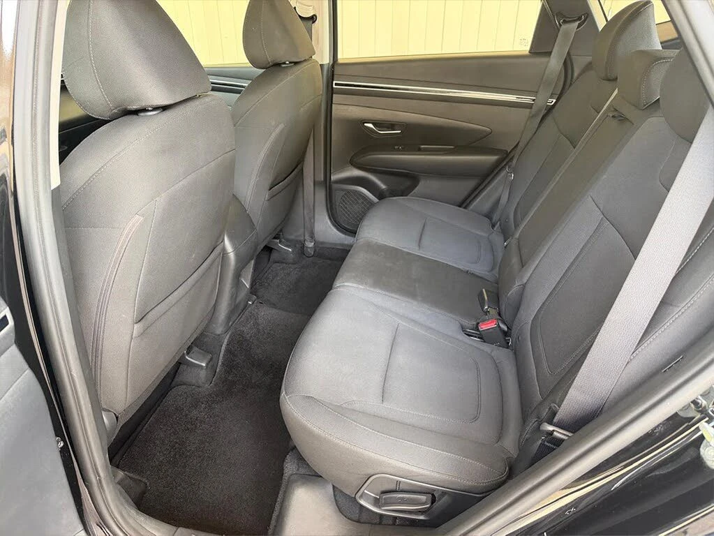 Hyundai Tucson Essential FWD, снимка 13 - Автомобили и джипове - 53985502