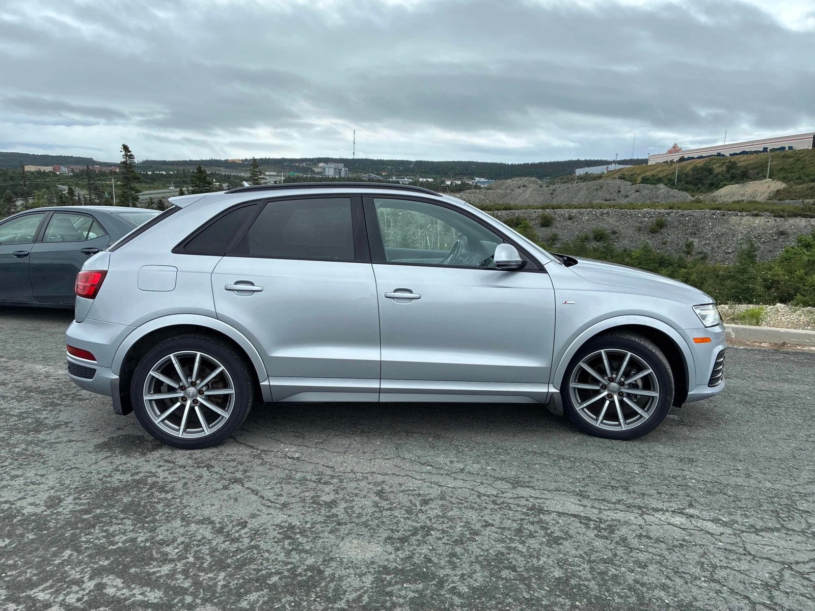 Audi Q3 * Progressiv * ���������� ��� ������������ ������ | Mobile.bg � ����������� 4