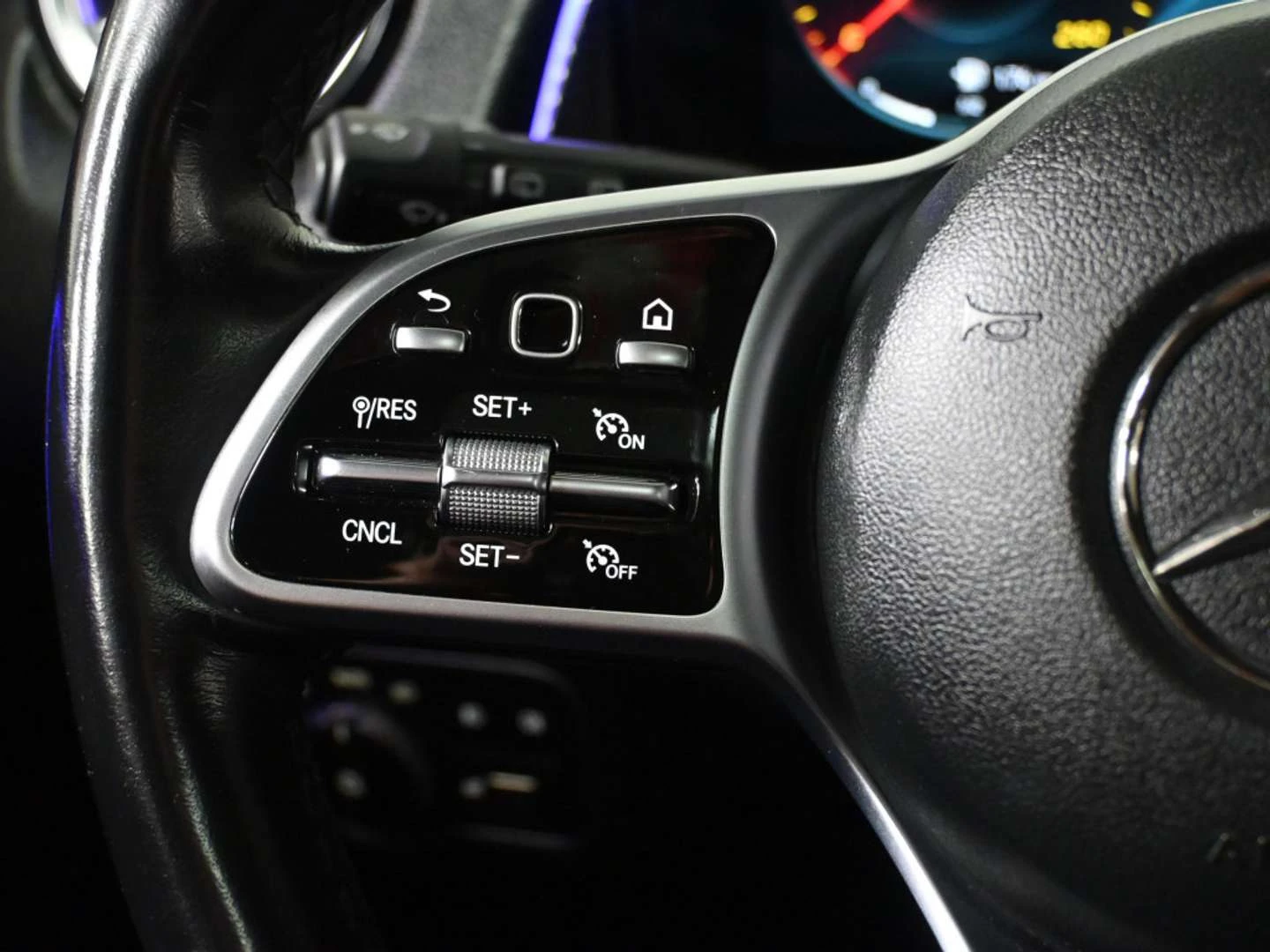 Mercedes-Benz GLB | Mobile.bg � ����������� 14