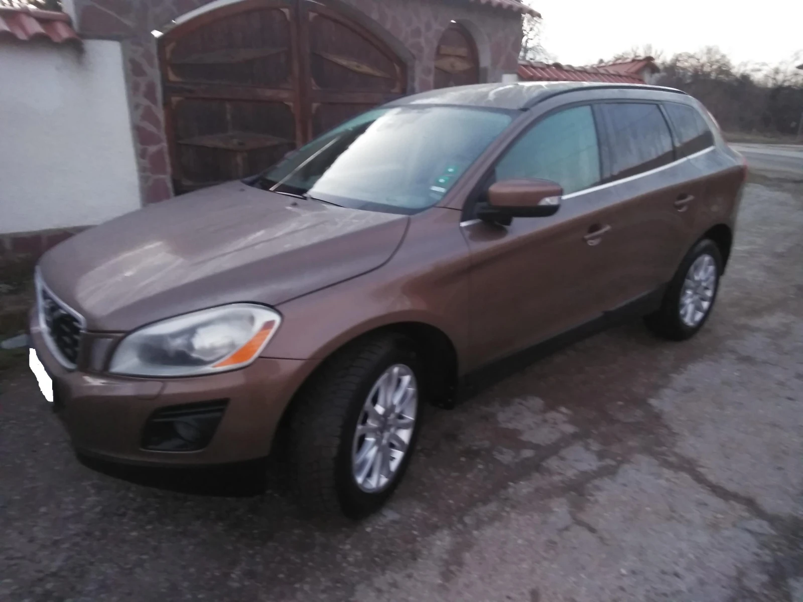 Volvo XC60 D5, снимка 2 - Автомобили и джипове - 56183872