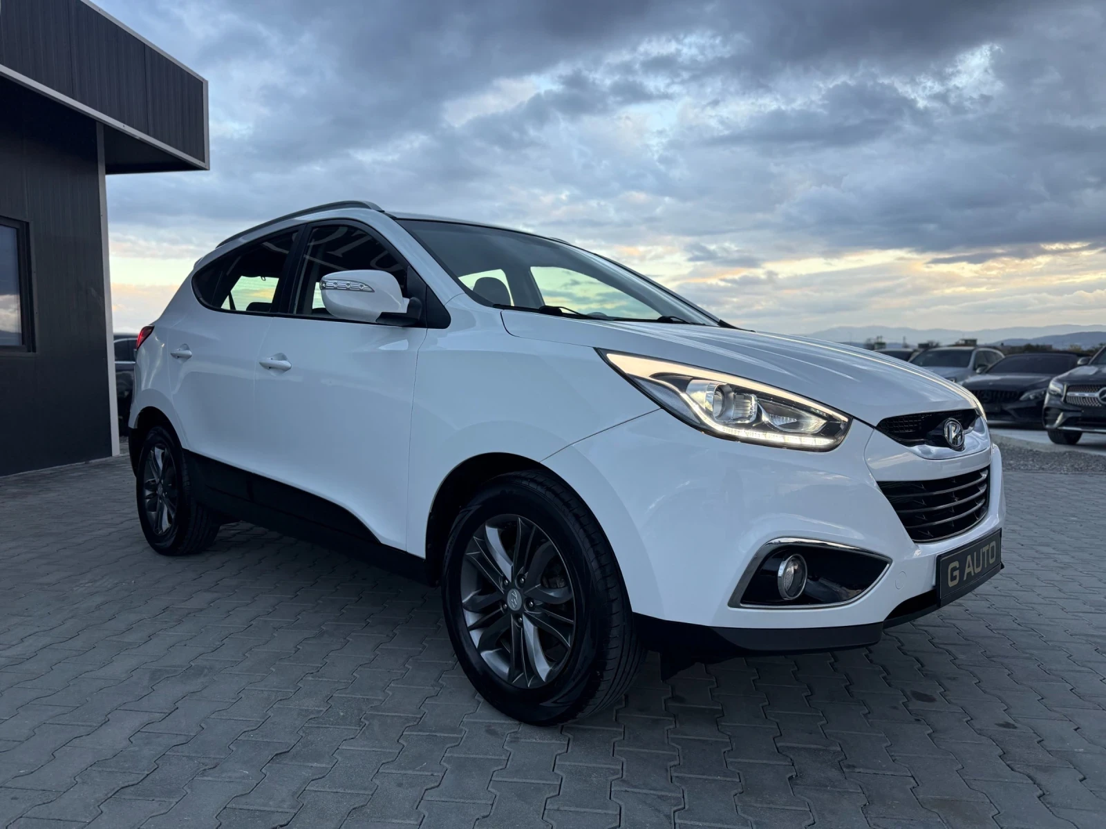 Hyundai IX35 2.0CRDI 4?4 135к.с СОБСТЕН ЛИЗИНГ, снимка 7 - Автомобили и джипове - 56649257