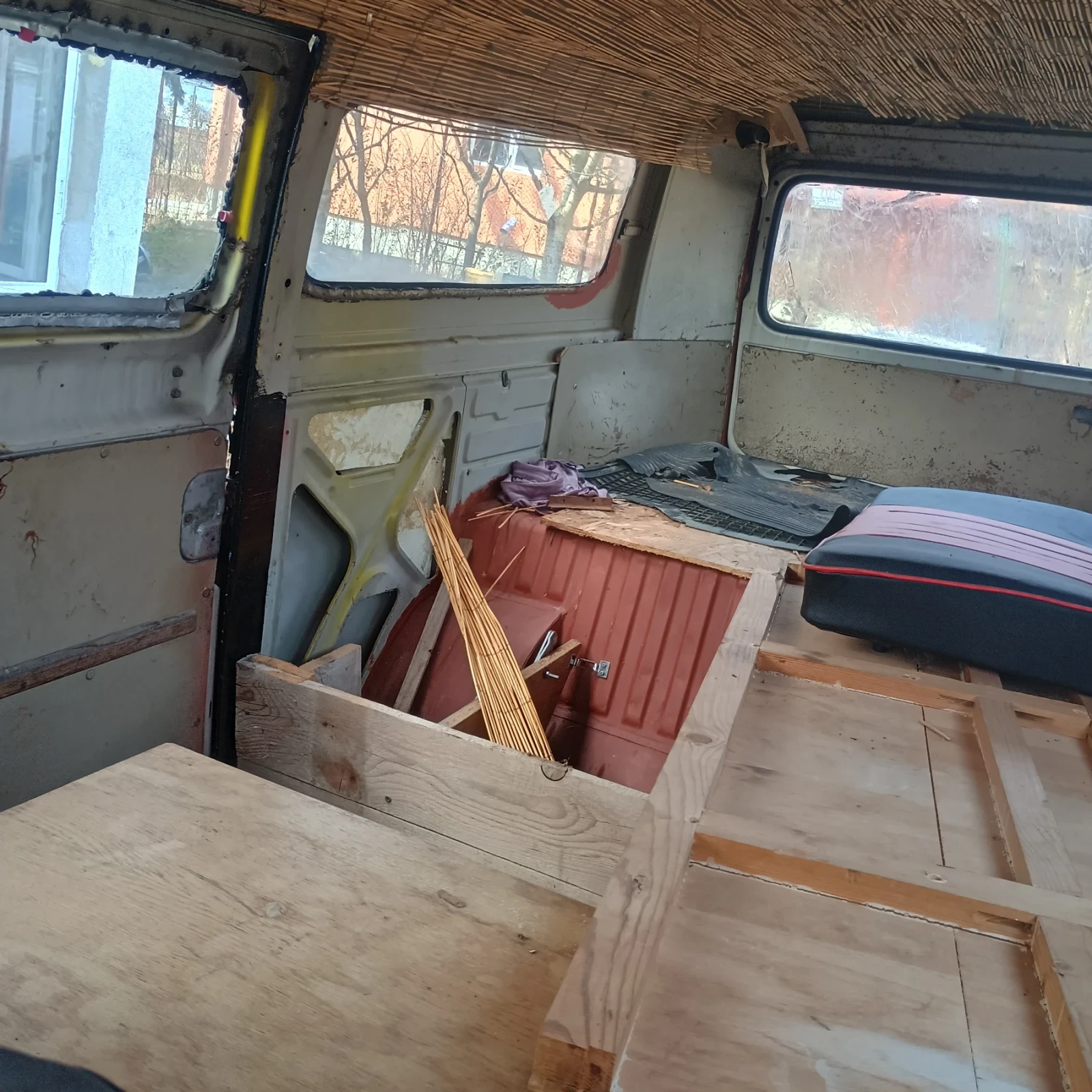 VW Transporter Т2 ab, снимка 8 - Бусове и автобуси - 54171102