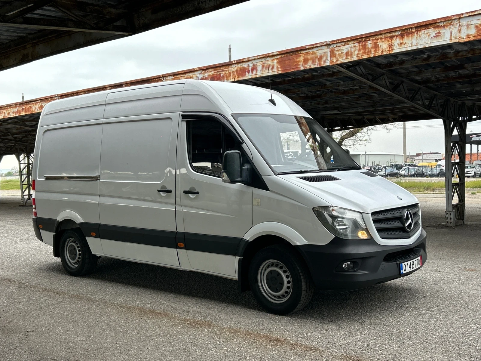 Mercedes-Benz Sprinter 316 CDI 2.2 163ps Face Топ, снимка 2 - Бусове и автобуси - 54494933