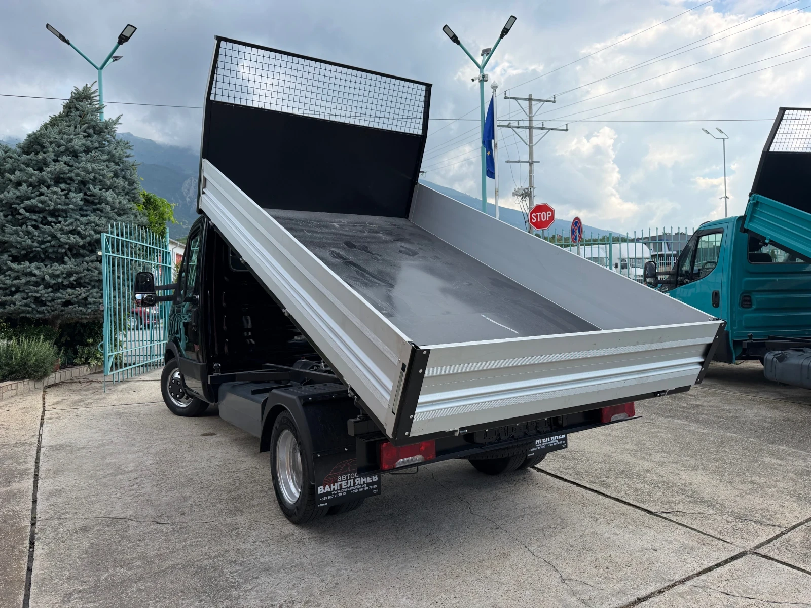 Iveco Daily 3.0HPI* 35C18* Тристранен самосвал* 3.40 метра кош, снимка 7 - Бусове и автобуси - 54868747
