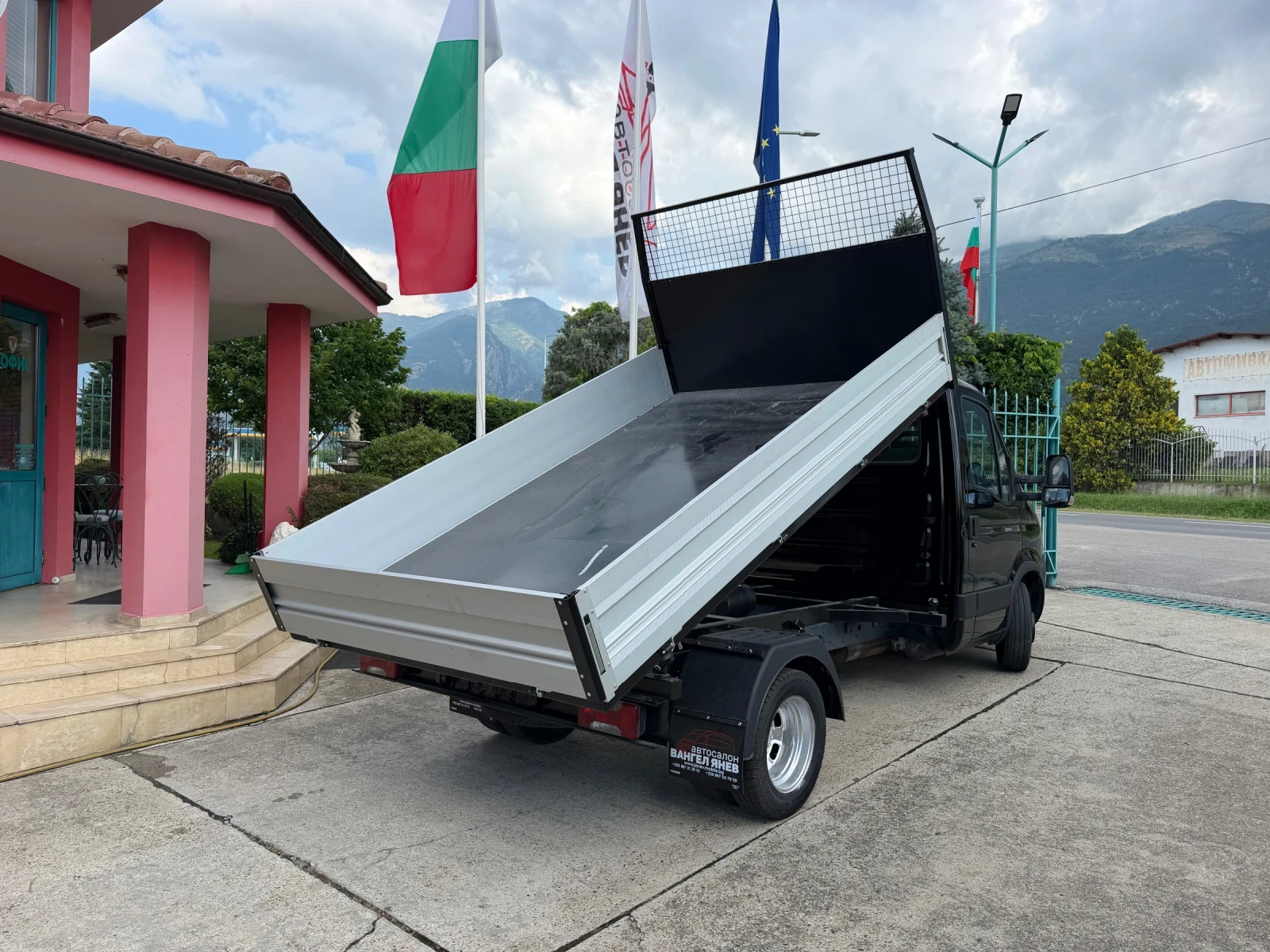 Iveco Daily 3.0HPI* 35C18* Тристранен самосвал* 3.40 метра кош, снимка 9 - Бусове и автобуси - 54868747