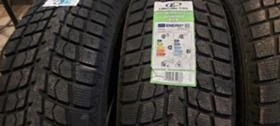 Гуми Зимни 265/65R17, снимка 2