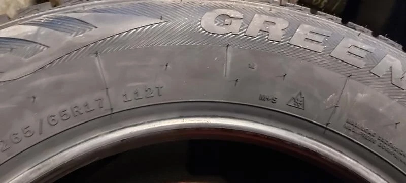 Гуми Зимни 265/65R17, снимка 6 - Гуми и джанти - 35502453