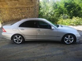 Mercedes-Benz C 220 CDI, снимка 2
