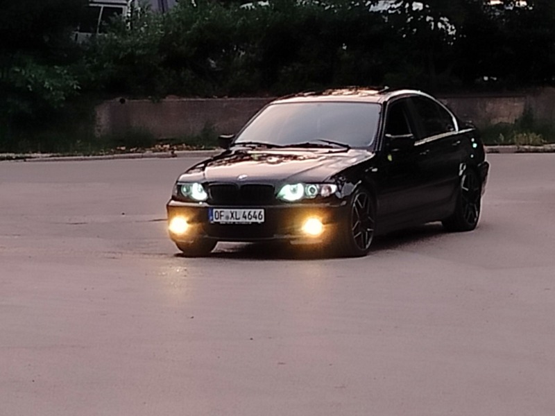 BMW 320, снимка 1 - Автомобили и джипове - 46289129