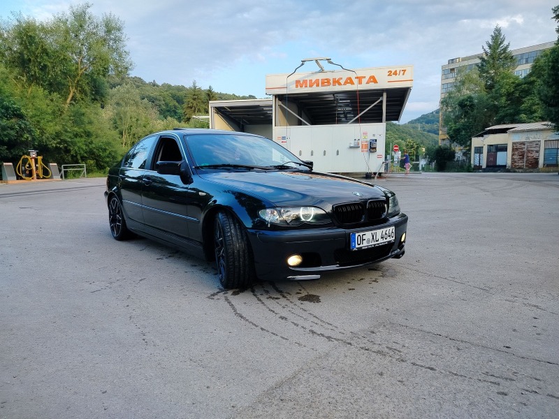 BMW 320, снимка 15 - Автомобили и джипове - 46289129