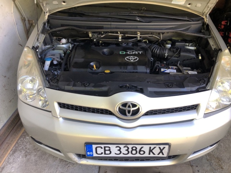 Toyota Corolla verso, снимка 5 - Автомобили и джипове - 46417482