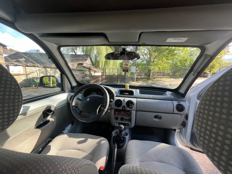 Renault Kangoo 1.6i, снимка 11 - Автомобили и джипове - 46992783