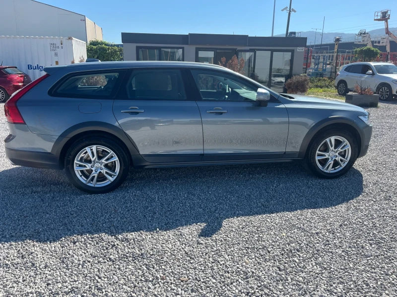 Volvo V90 Cross Country 2.0D4-190k.c. AWD, снимка 7 - Автомобили и джипове - 47386451