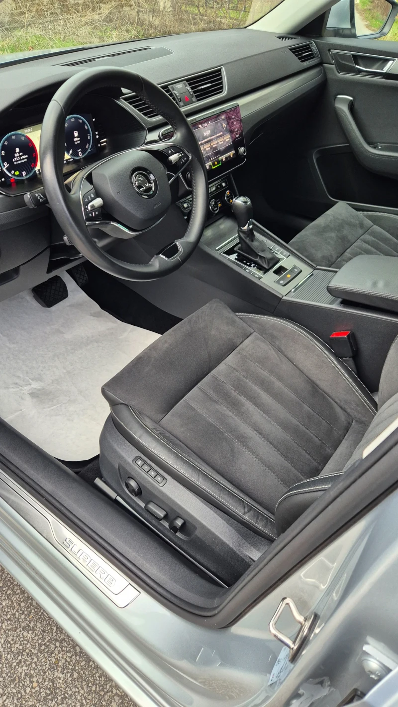 Skoda Superb 2.0D-22г, снимка 10 - Автомобили и джипове - 49654961