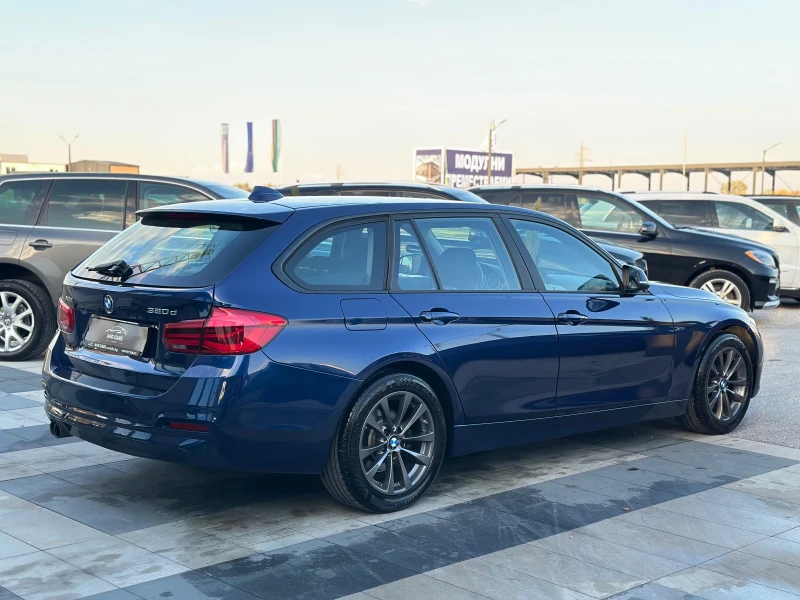 BMW 320 * Facelift* 190к.с.* xDrive* Сервизна История* , снимка 5 - Автомобили и джипове - 52129913