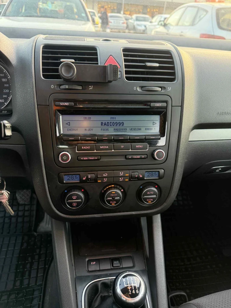 VW Golf 1.9 4 motion, снимка 4 - Автомобили и джипове - 52434116